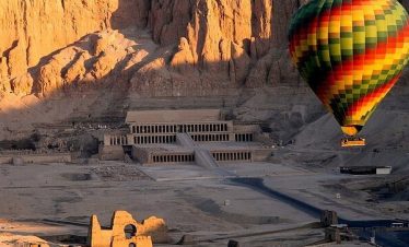 Luxor Overnight with Hot Air Balloon from Marsa Alam
