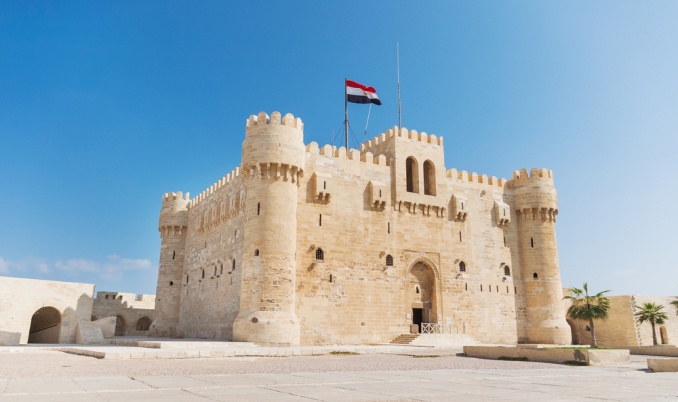 قلعة-الاسكندرية-مدن-سياحية-في-مصر