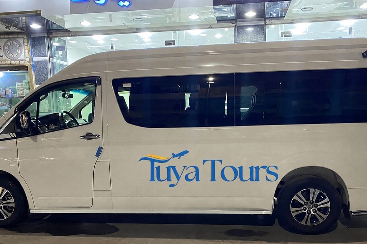 TOUA TOUR'S